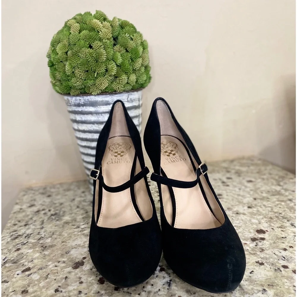 Vince Camuto Black Suede Mary Jane Pumps Stiletto Heels‎ Size 9.5M 39.5